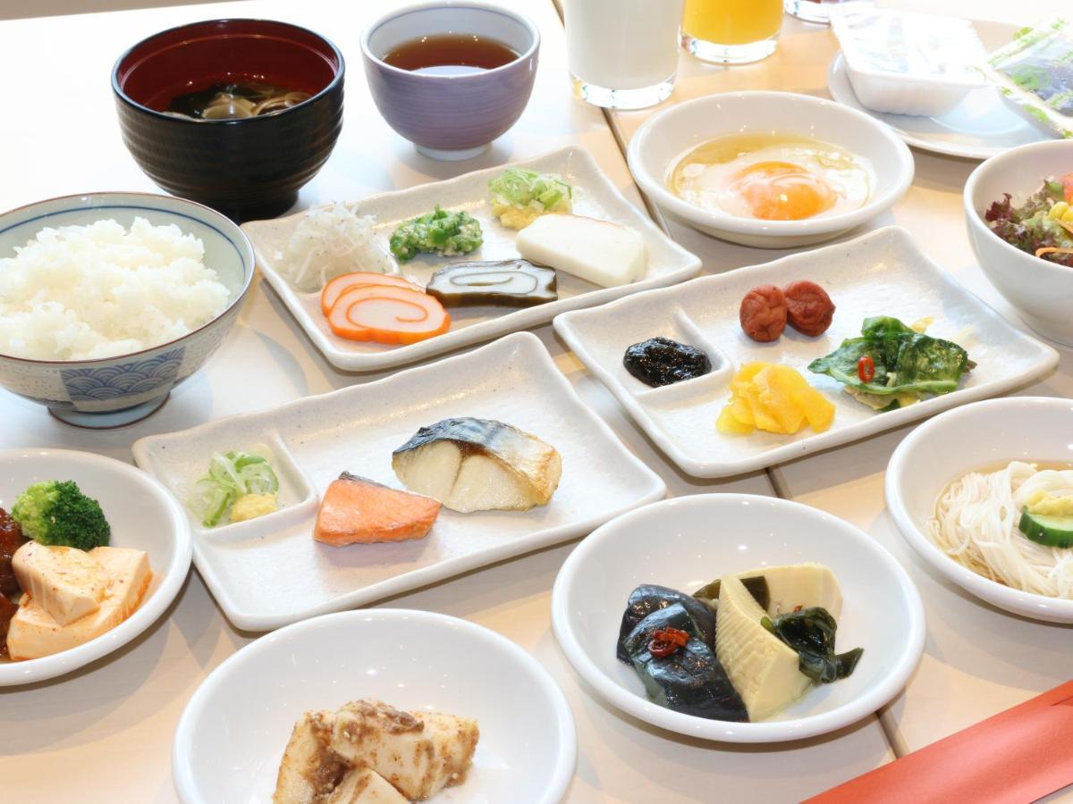 Apa Hotel Takaoka Ekimae Extérieur photo